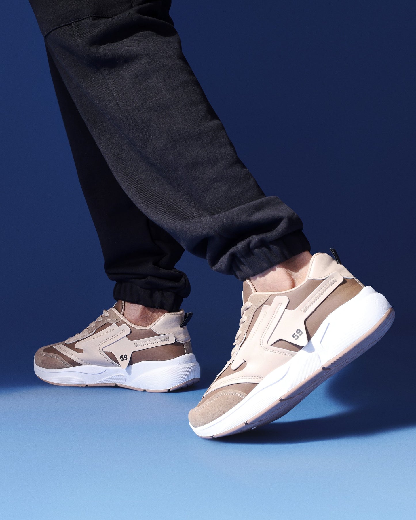 سنيكرز جديد من تيستا تورو – ستايل جريء وراحة لا مثيل لها! s2