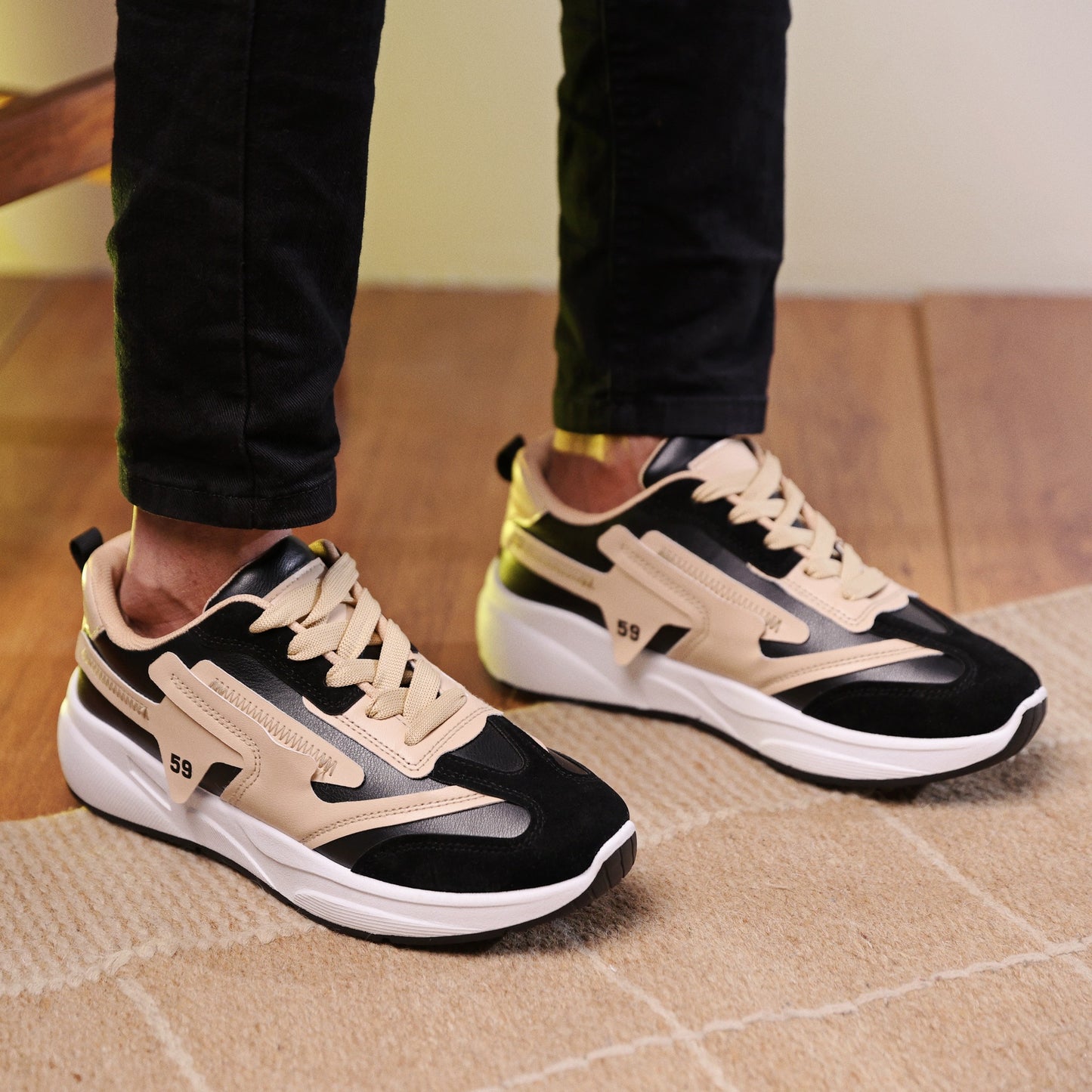 سنيكرز جديد من تيستا تورو – ستايل جريء وراحة لا مثيل لها! s2