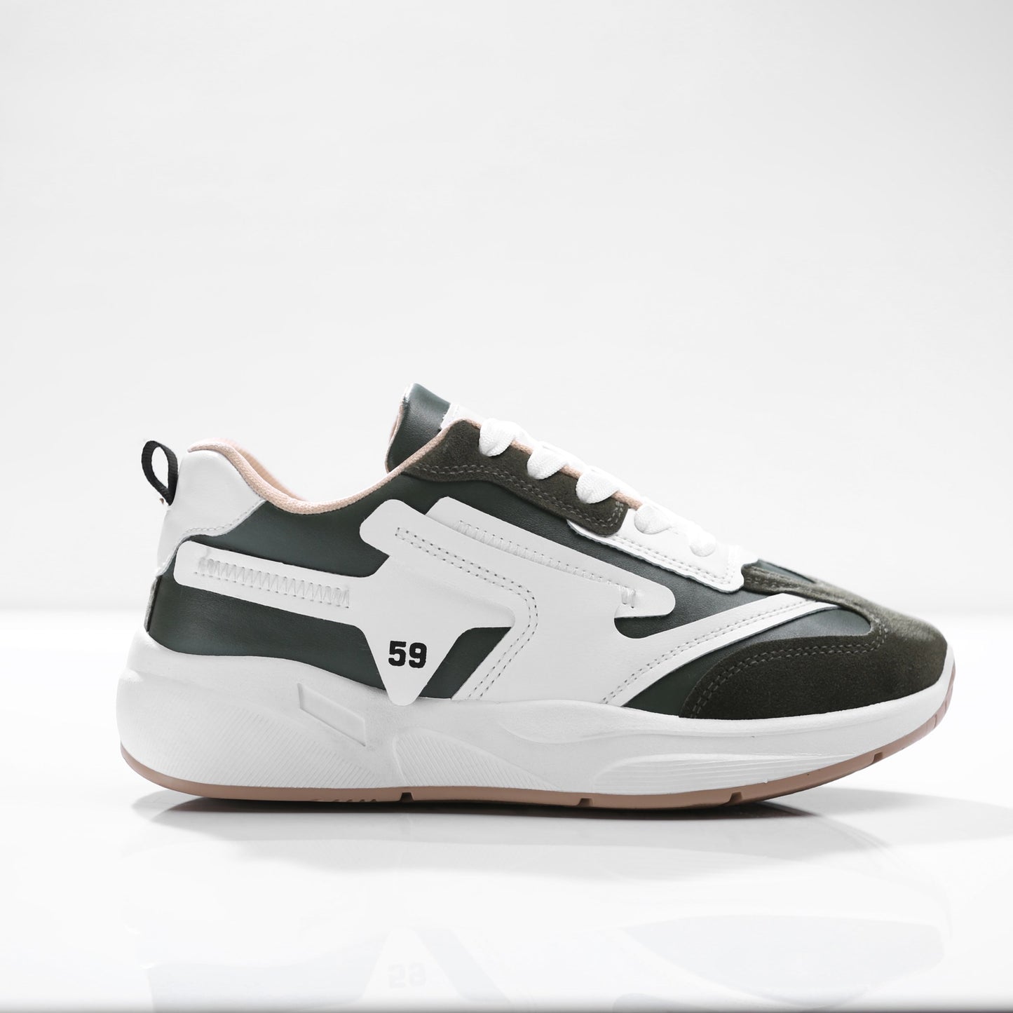 سنيكرز جديد من تيستا تورو – ستايل جريء وراحة لا مثيل لها! s2