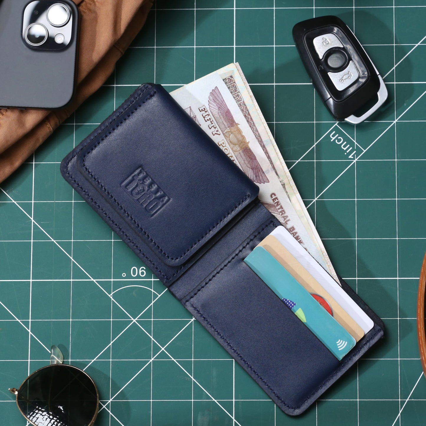 محفظة كلاسيك فاخرة نحيفة – نافذة هوية Flip & Full Bill Compartment w14