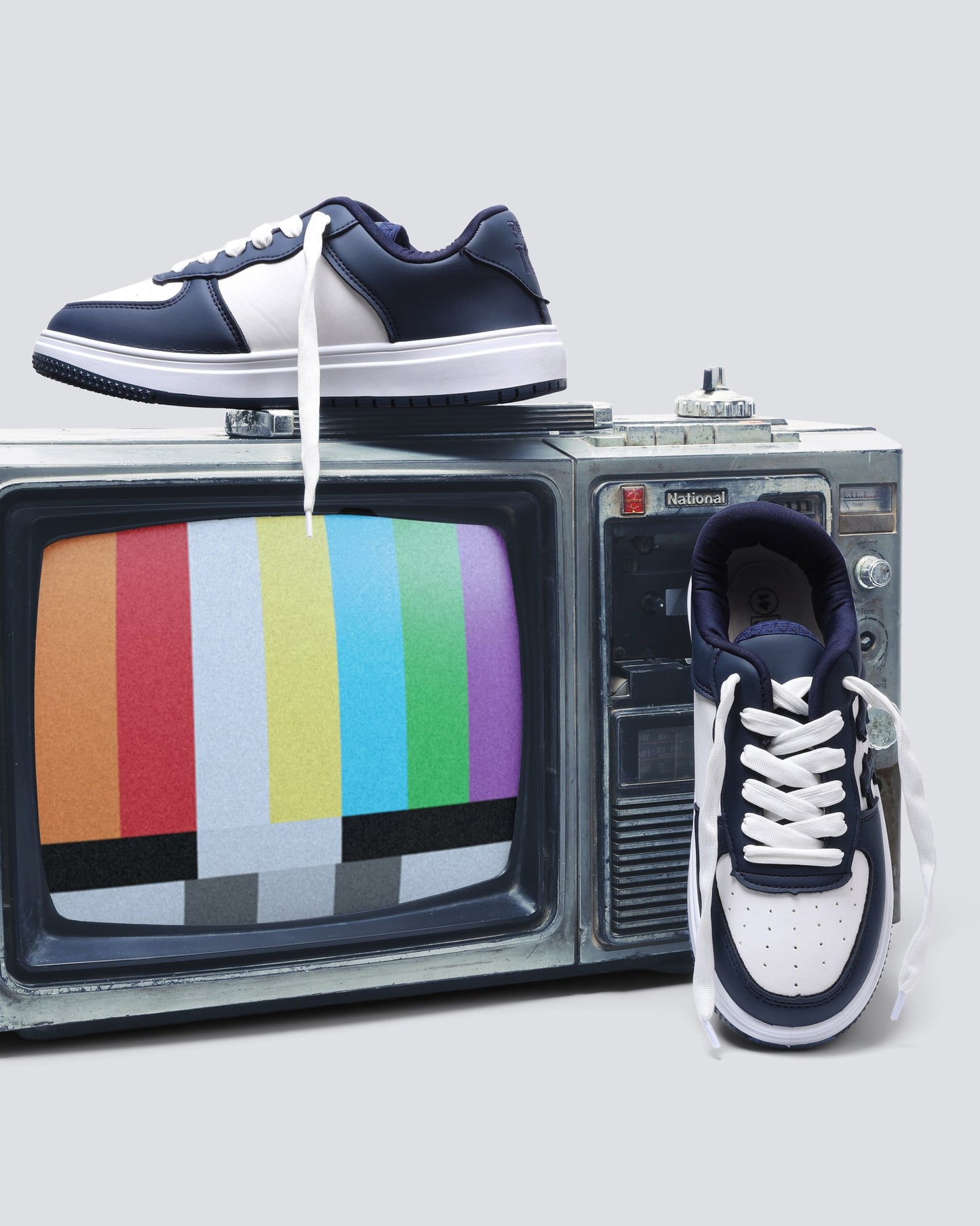 سنيكرز تيستا تورو - لو-كّت - بلمسة ريترو يناسب الجينز الكارجو والجوجر M2