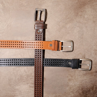 حزام من الجلد الطبيعي متعدد الاطوال بأخرام علي مدي الطول من تيستا تورو Testa Toro - b18