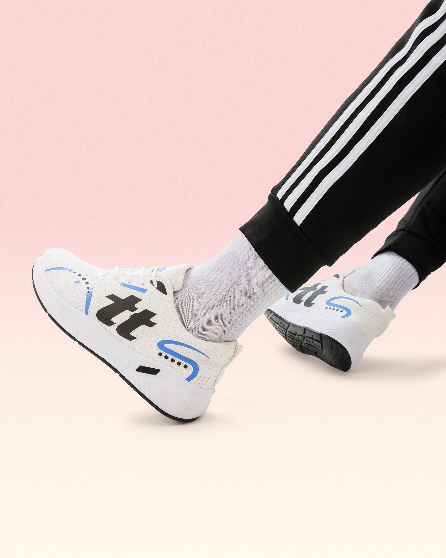 Testa Toro Runner A1 – خفّة Air-Mesh وراحة TTR لليوم من أوله لآخره