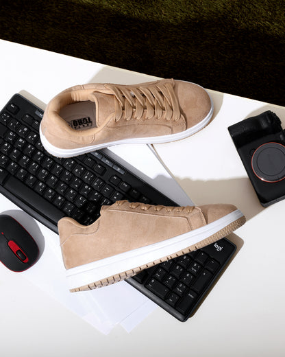 كلاسيك سنيكرز بخامة سويد شمواه الفاخرة سهلة التنظيف M3