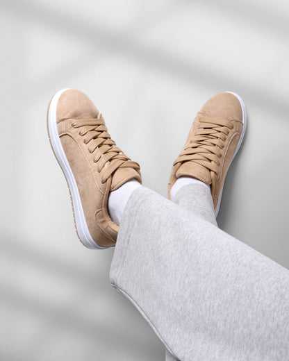 كلاسيك سنيكرز بخامة سويد شمواه الفاخرة سهلة التنظيف M3