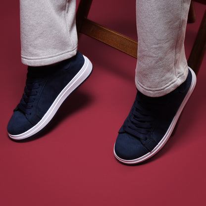 كلاسيك سنيكرز بخامة سويد شمواه الفاخرة سهلة التنظيف M3