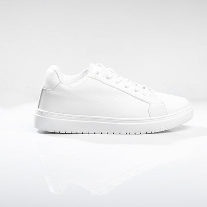 سنيكرز كلاسيك جلد | ستايل بسيط ينفع مع كل اللبس M4