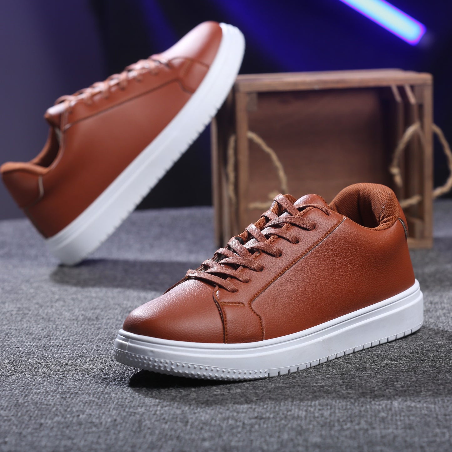 سنيكرز كلاسيك جلد | ستايل بسيط ينفع مع كل اللبس M4