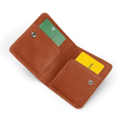 محفظة كروت فخمة بخياطة قوية وشعار محفور – سناب لوك W16