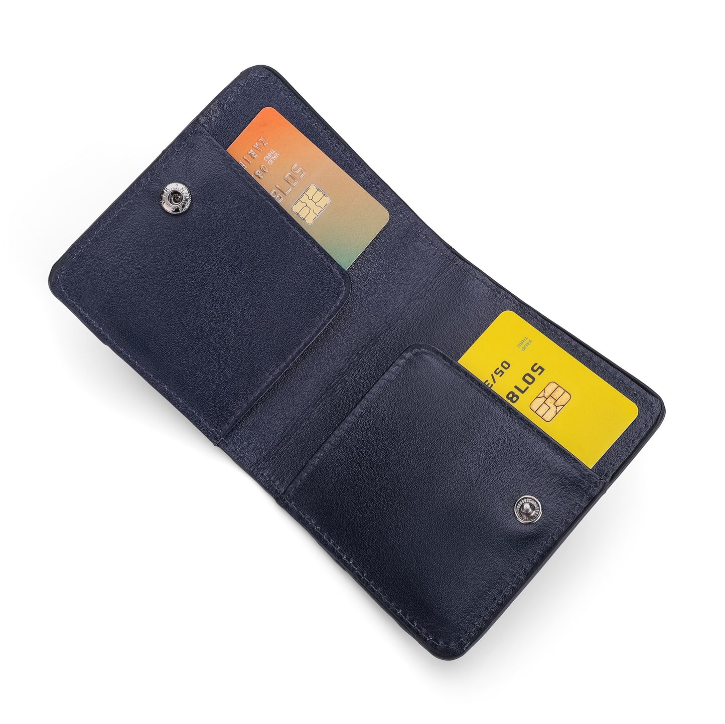 محفظة كروت فخمة بخياطة قوية وشعار محفور – سناب لوك W16
