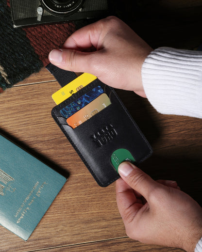 حامل كروت جلد برميم – جيوب متعددة + ميزة السحب السريع W15