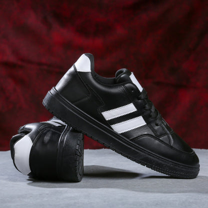 سنيكرز كاجوال ستريت جلد صناعي بريميوم – أسود/أبيض M5