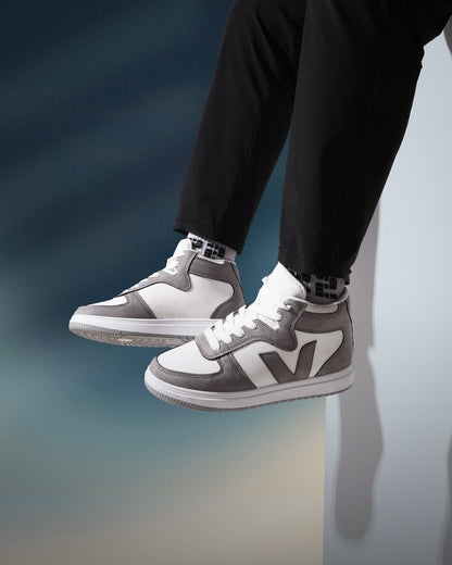 هاف كاجوال جلدي مع تطعميات جلد سويد ولمسات فخمة M6