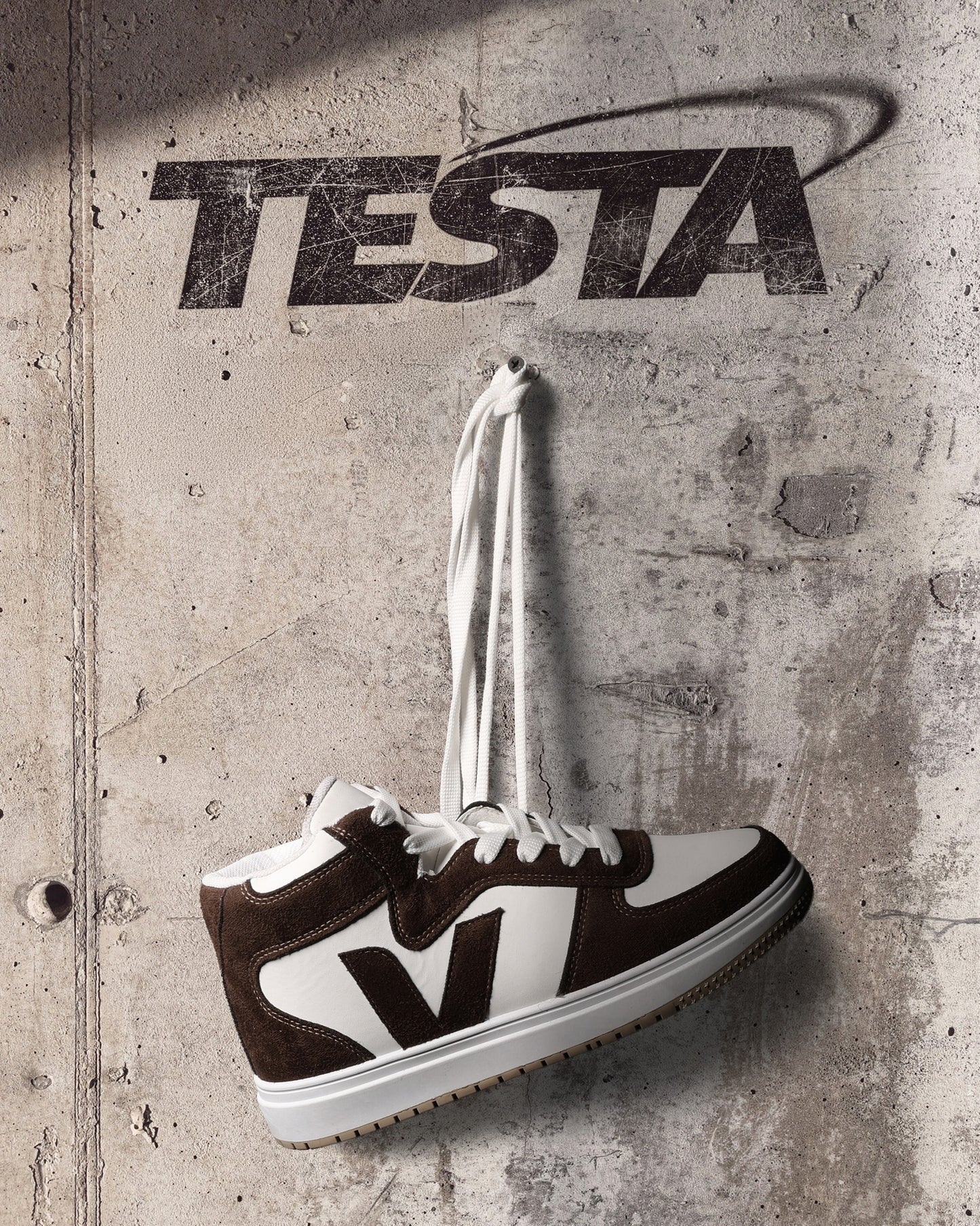 هاف كاجوال جلدي مع تطعميات جلد سويد ولمسات فخمة M6