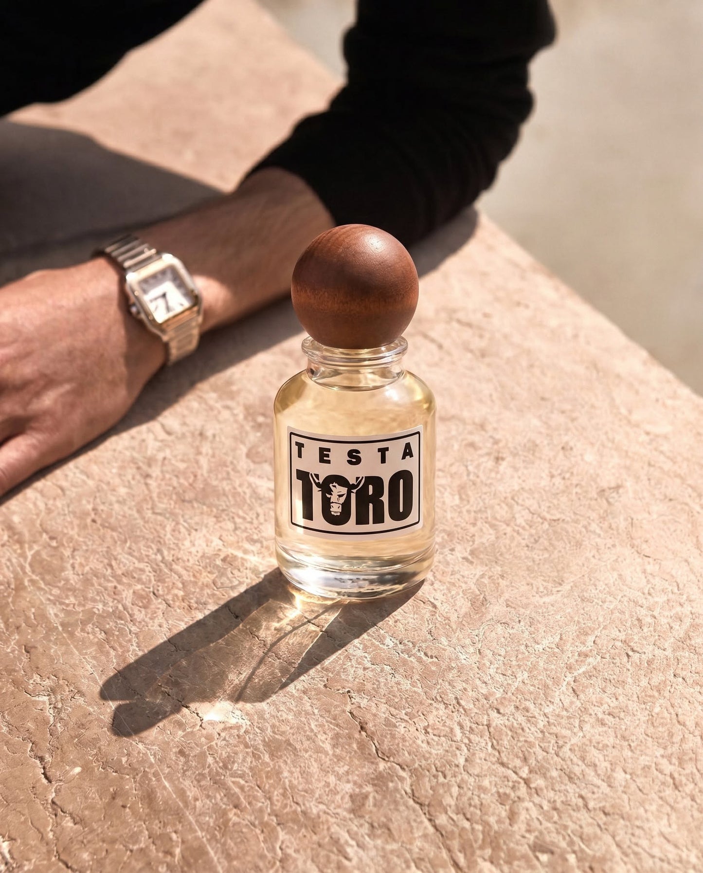 ICON 09 | عطر هيل وقهوة وتبغ بلمسة جلد دافئة