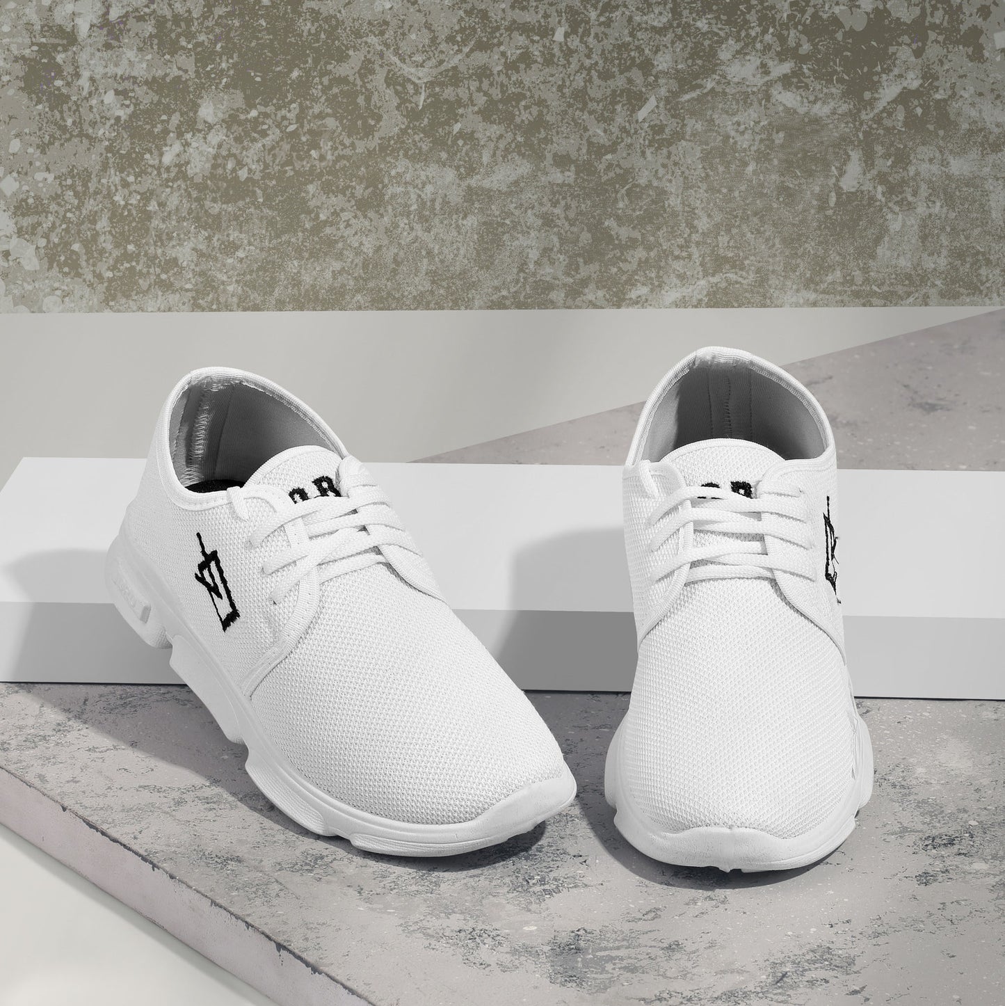 حذاء رياضي مايكروفايبر للحياة اليومية برباط للرجال من تيستا تورو Testa Toro T8
